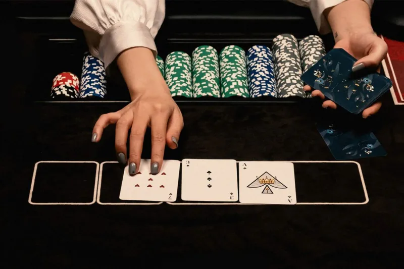 Tìm hiểu khái quát về hình thức cá cược Poker Omaha