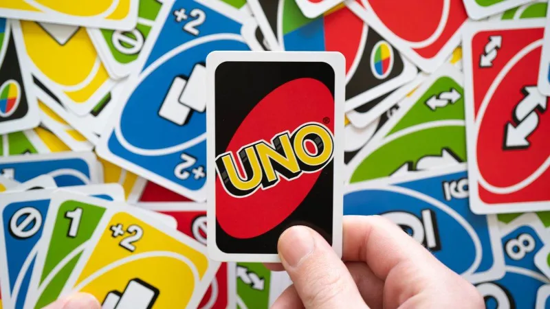 Phân tích chức năng của những lá bài Uno đặc biệt