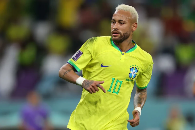 Tìm hiểu đôi nét về cầu thủ người Brazil - Neymar